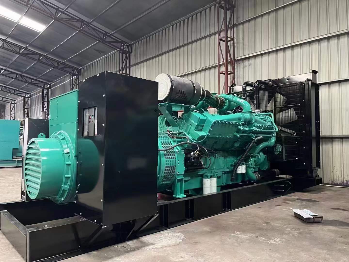 桦南如何降低 800kW 柴油发电机输出电流的波动？
