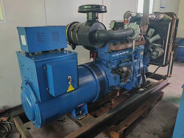 桦南100kW柴油发电机组使用多级机油有哪些优缺点？
